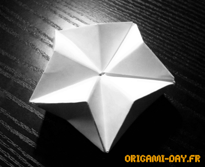 Origami étoile 3D