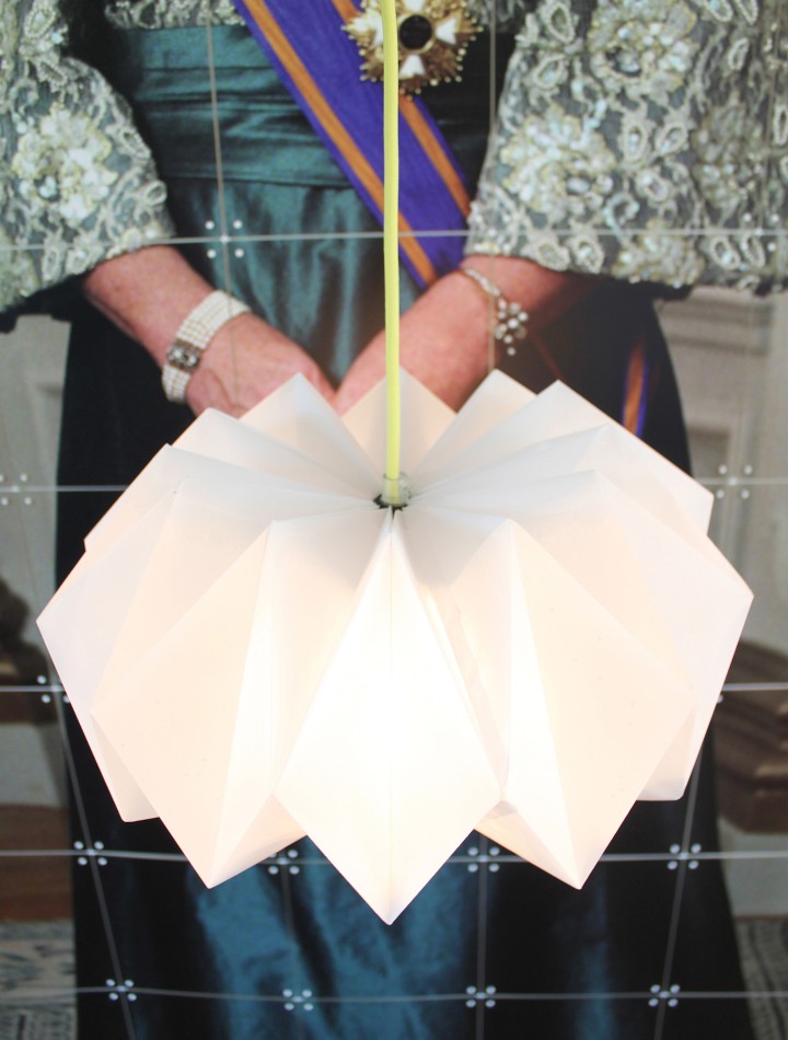 Fabriquer une jolie lampe papier en origami Origami Day Chaque jour